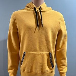 No Shade in Sunshine: Hollister Yellow Hoodie, Size Medium– Radiant Style Awaits
